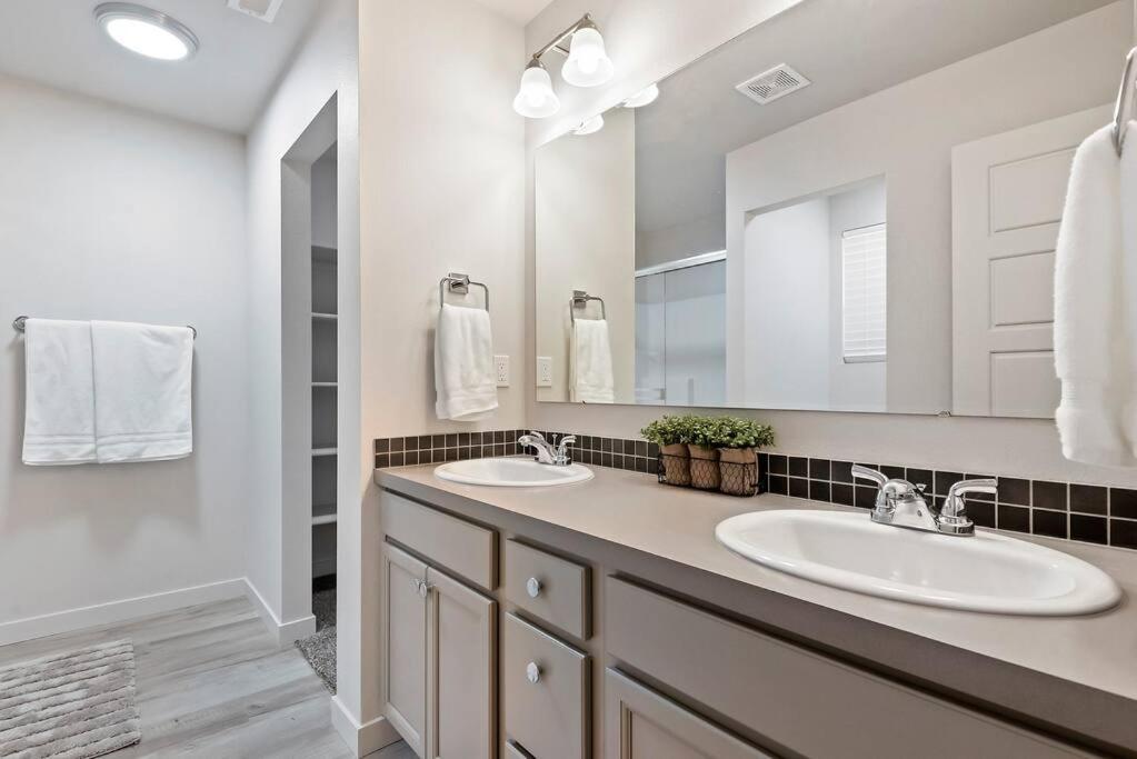 Beautiful Brand New Kuna Home! Ngoại thất bức ảnh